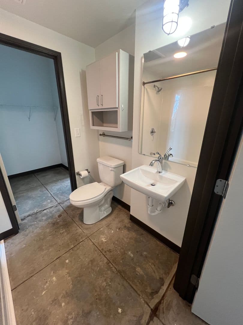 Duluth Apartment: 521 W 2nd Street