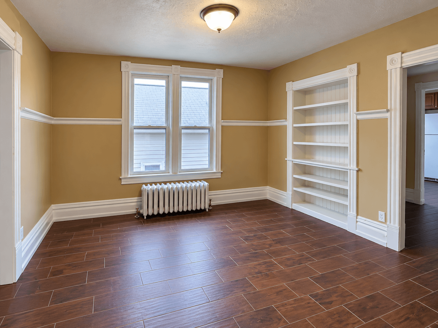 Duluth Apartment: 421 N 1st Ave W
