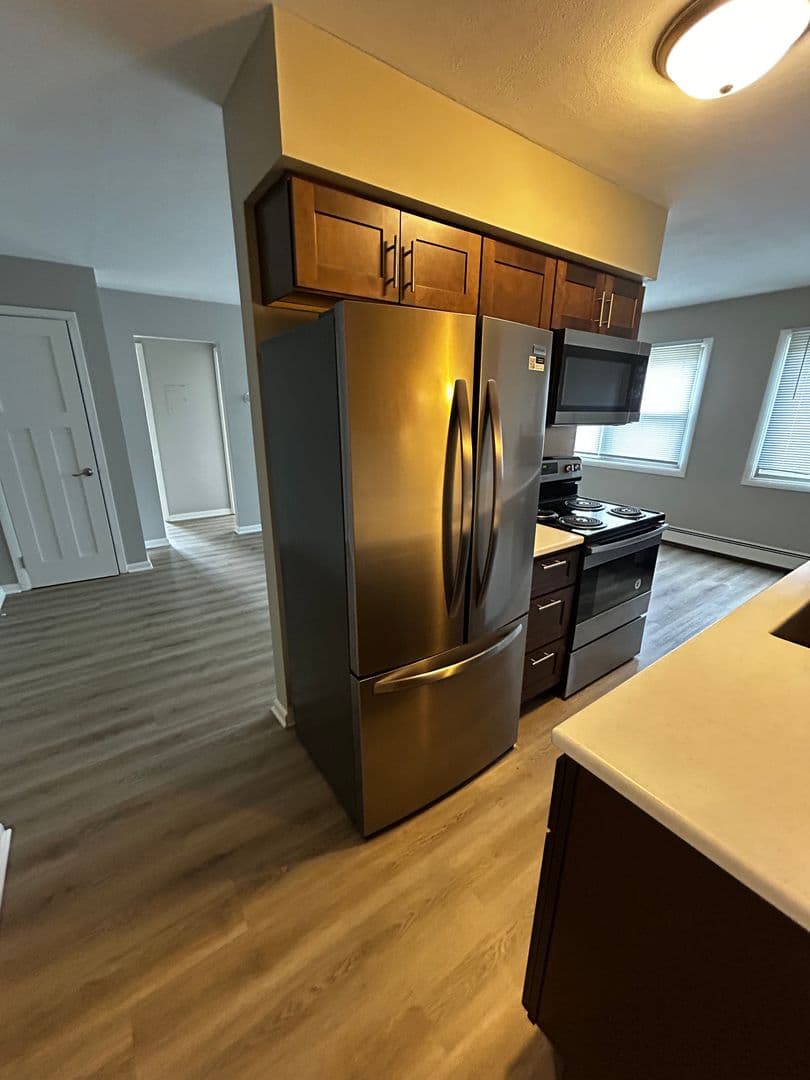 Duluth Apartment: 1807 E 3rd St