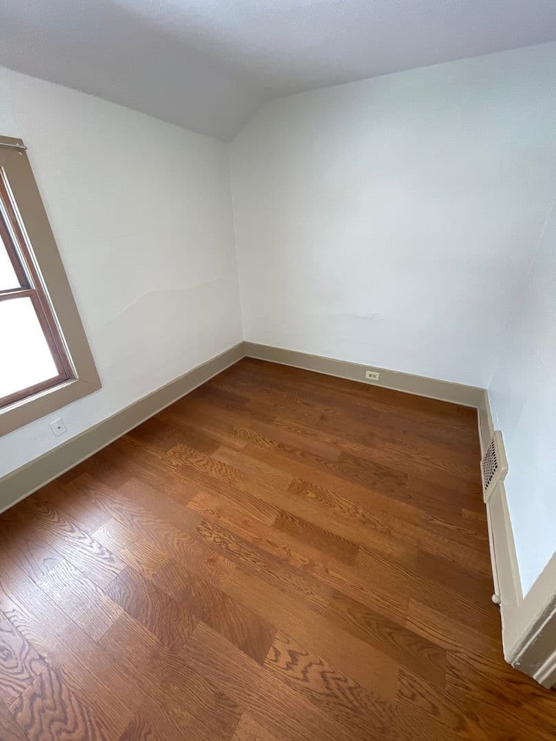 Duluth Apartment: 217 N 25th Ave W