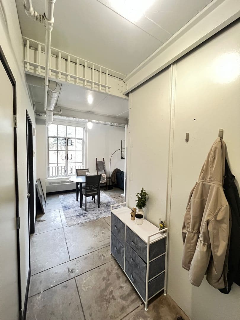 Duluth Apartment: 521 W 2nd Street