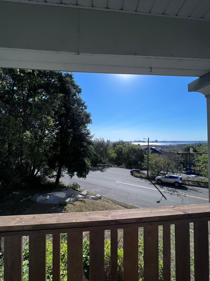 Duluth Apartment: 208 Piedmont Ave