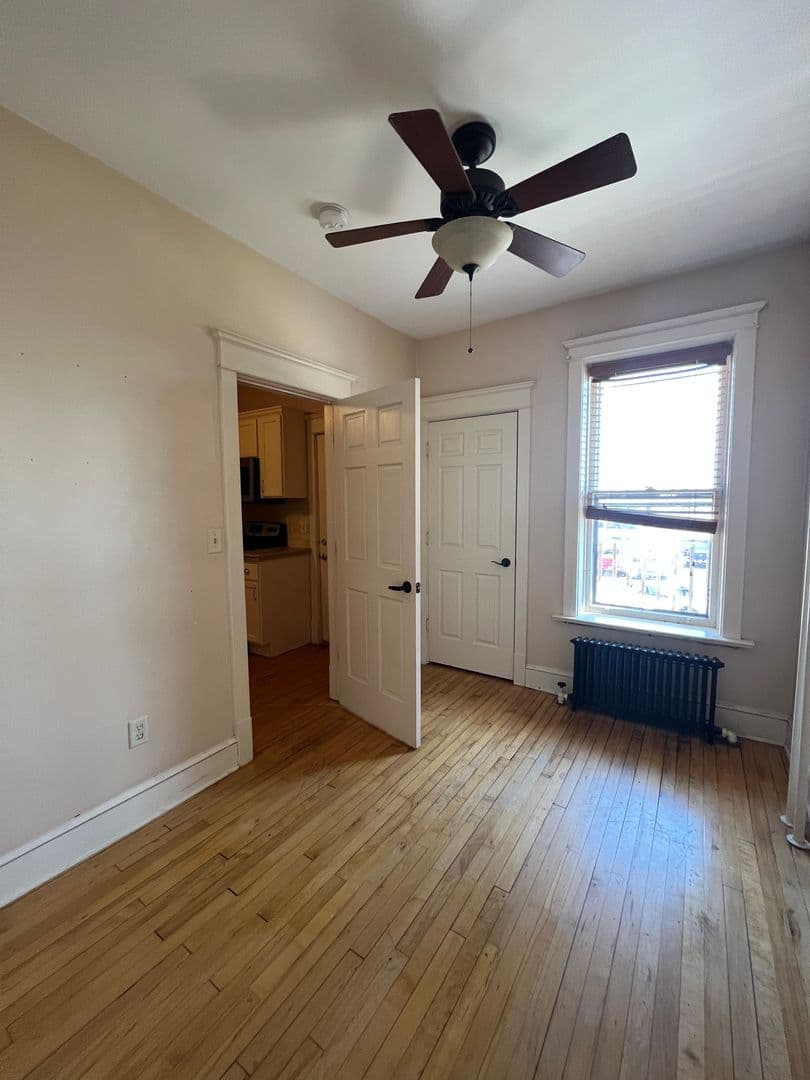 Duluth Apartment: 322-324 E 5th St