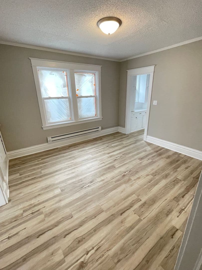 Duluth Apartment: 611 E 6th St
