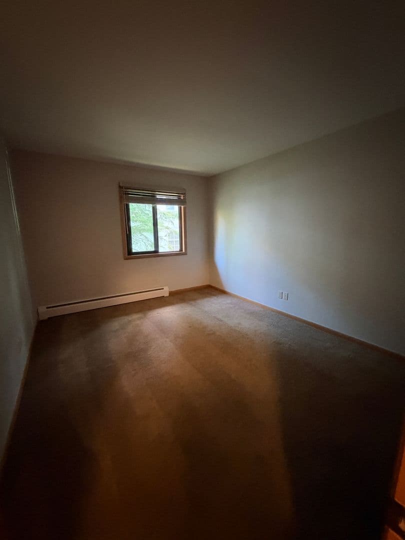 Duluth Apartment: 1501 E 1st St