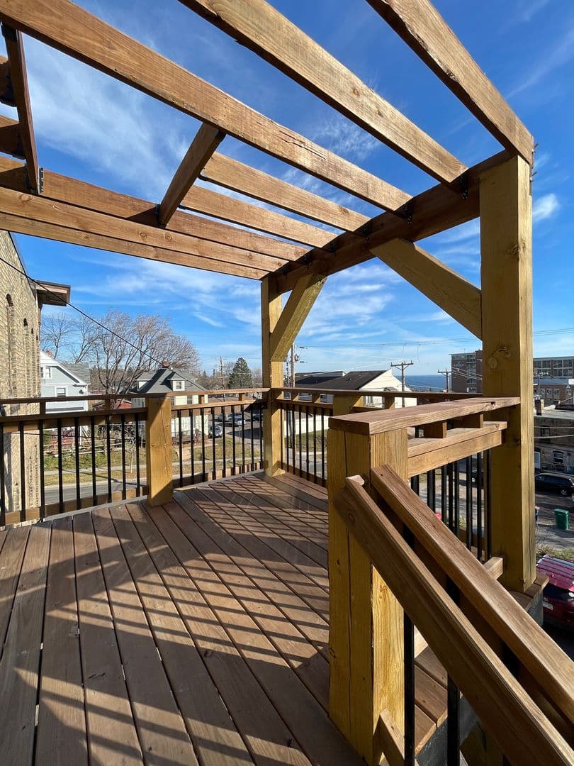 Duluth Apartment: 926 - 932 E 4th St.