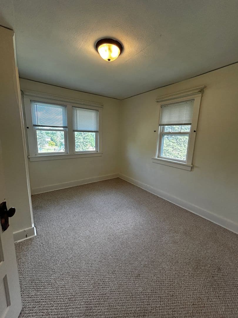 Duluth Apartment: 102 - 104 Morley Pkwy