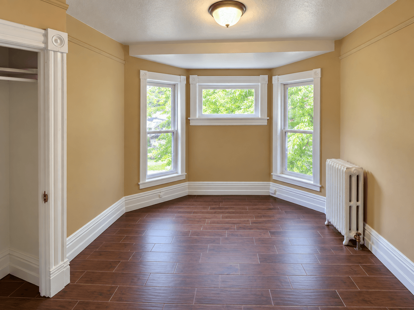 Duluth Apartment: 421 N 1st Ave W
