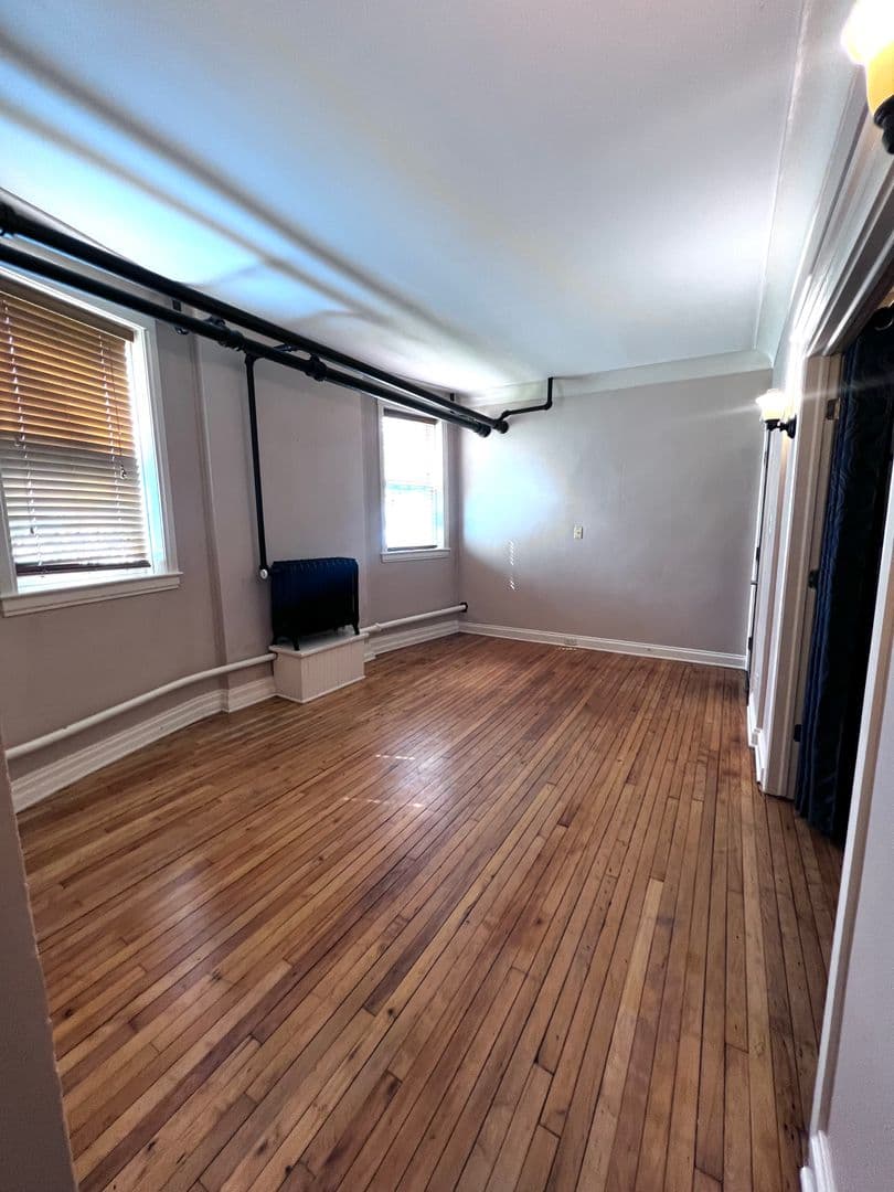 Duluth Apartment: 308 E 5th St