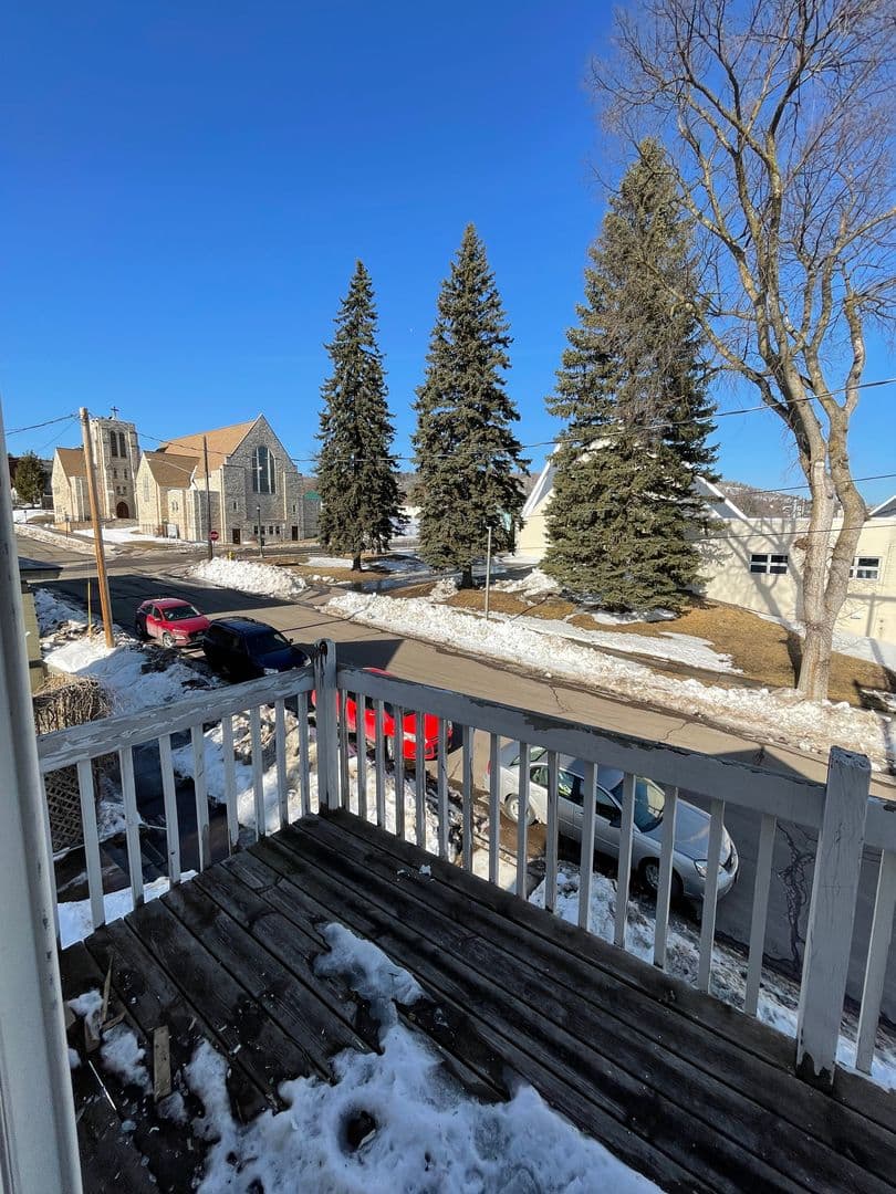 Duluth Apartment: 217 N 25th Ave W