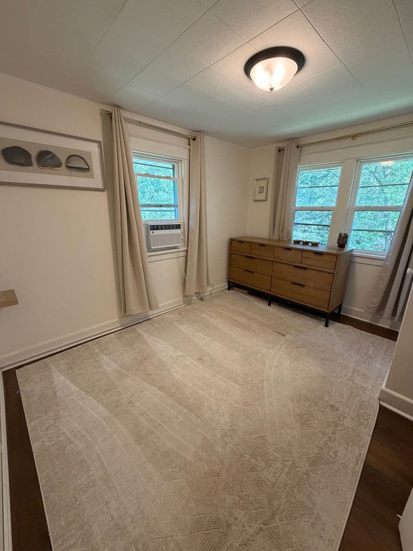Duluth Apartment: 605 - 607 Leicester Ave