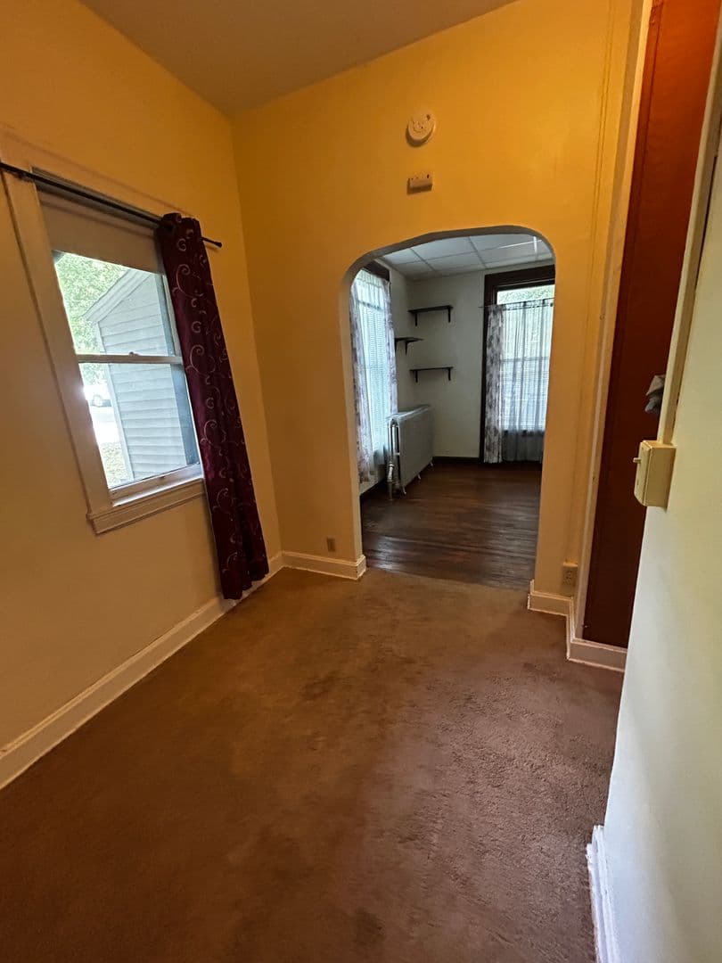 Duluth Apartment: 1531 Jefferson St