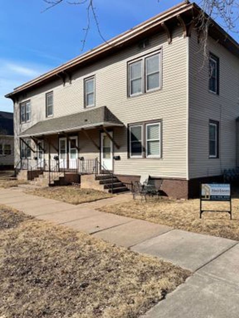 Superior Apartment: 1701-1703 N 22nd St