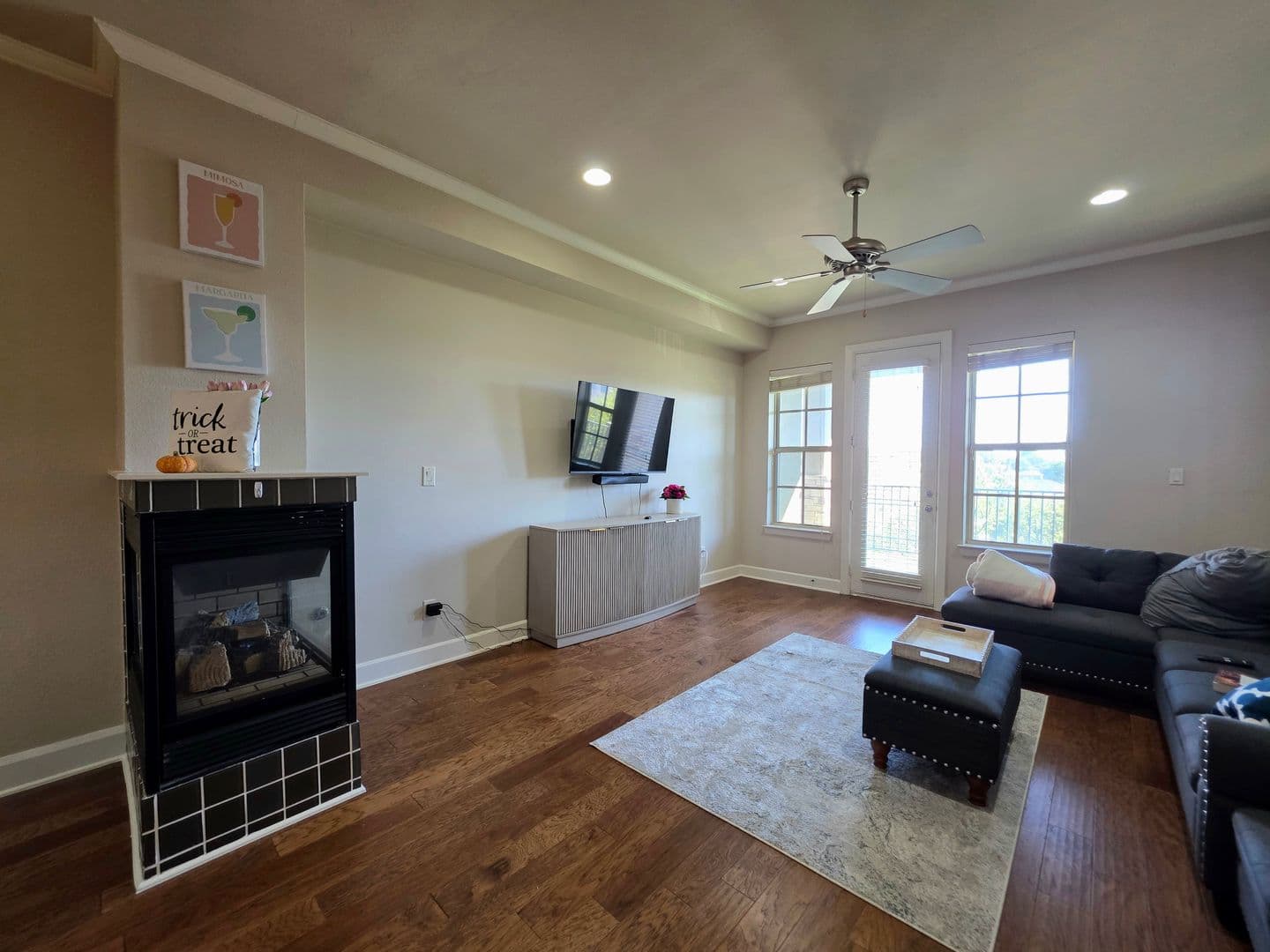 Fort Worth House: 2800 Sandage Ave. #206