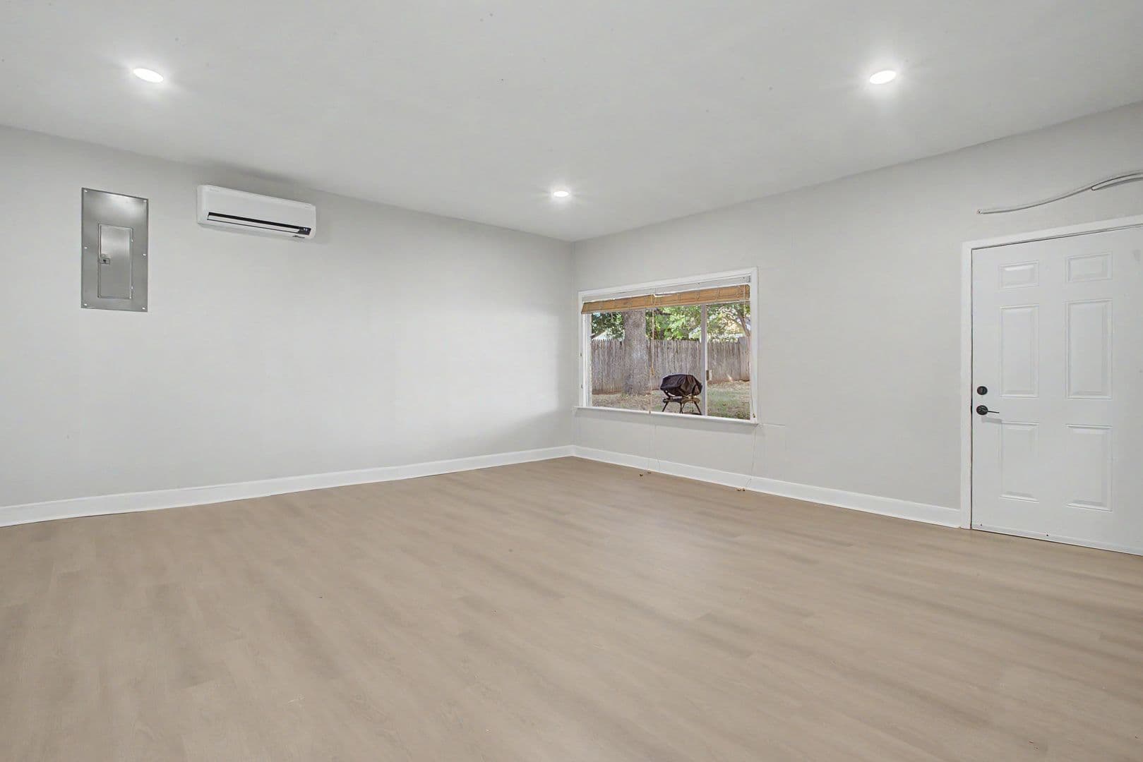 Fort Worth House: 7232 Monterrey Dr