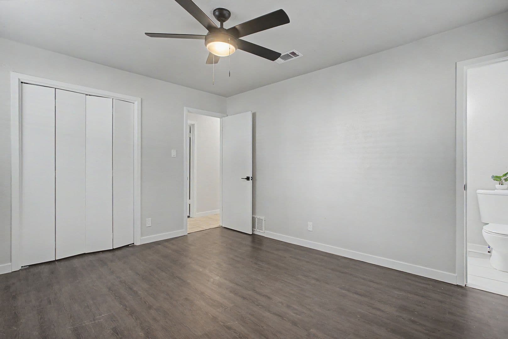 Fort Worth House: 7232 Monterrey Dr