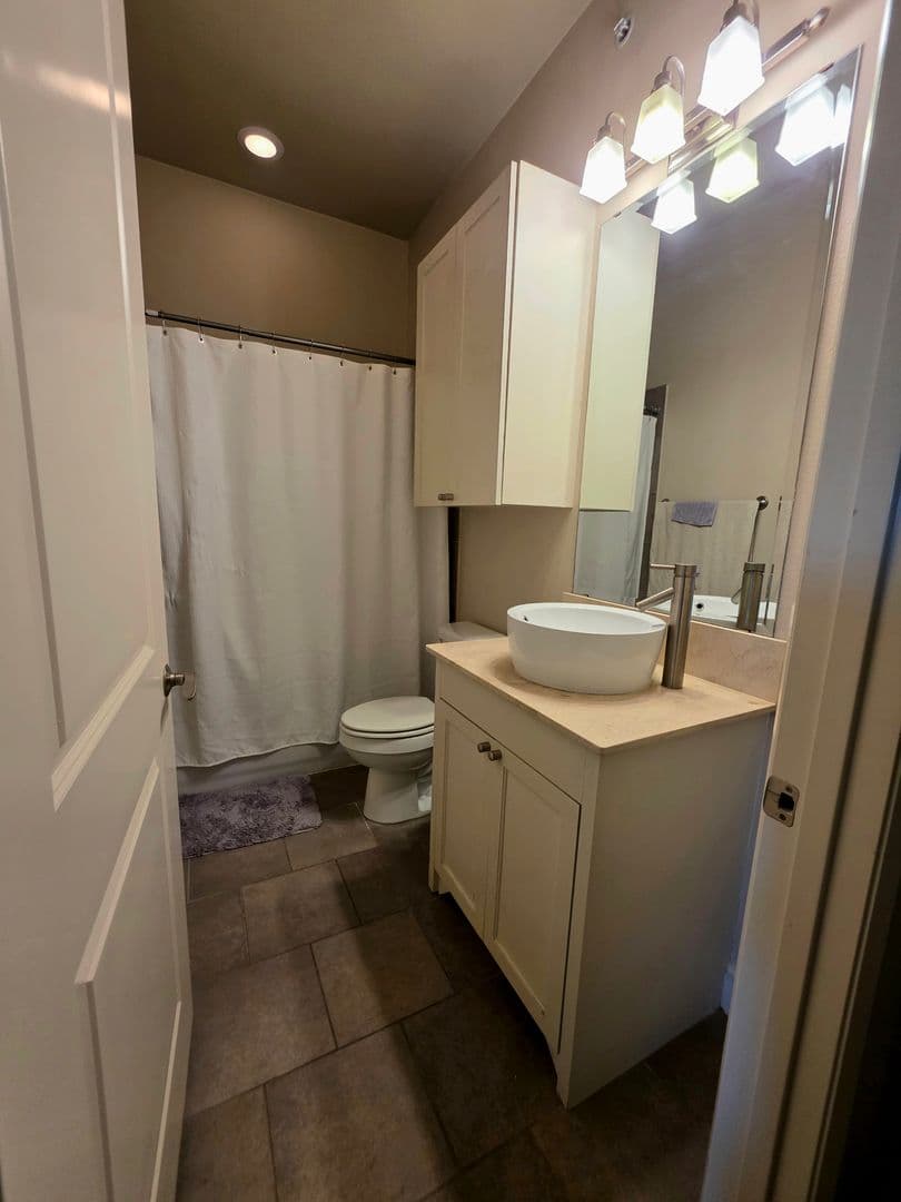 Fort Worth House: 2800 Sandage Ave. #206