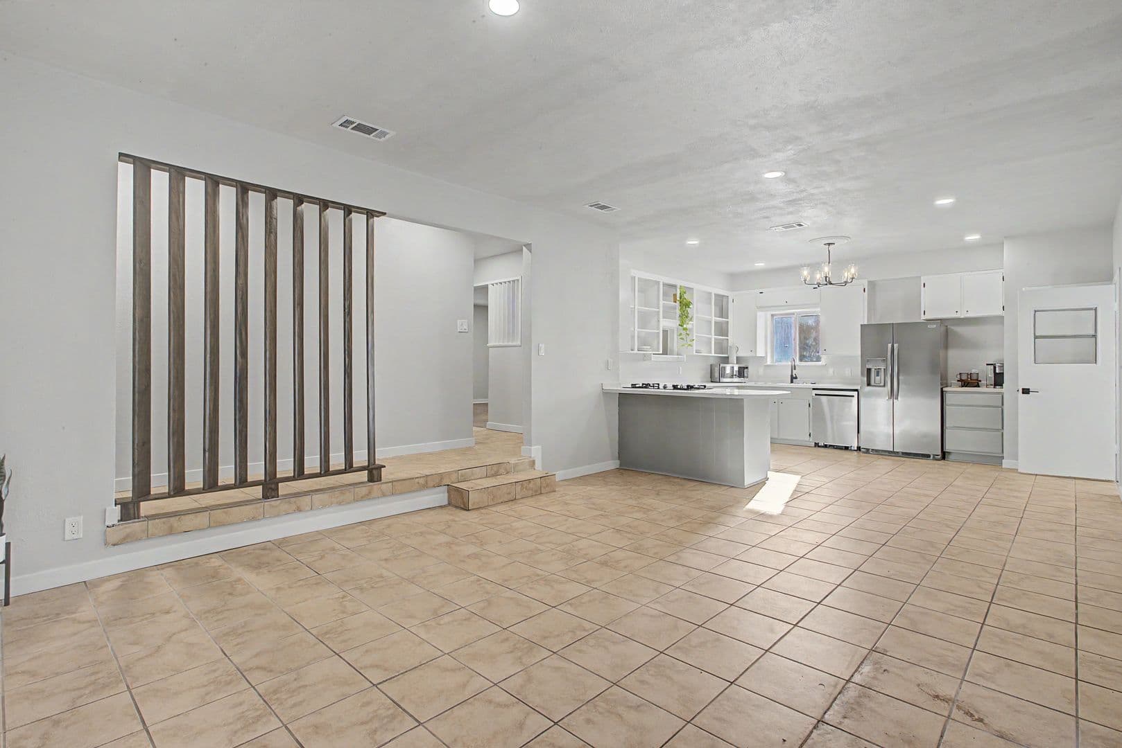Fort Worth House: 7232 Monterrey Dr
