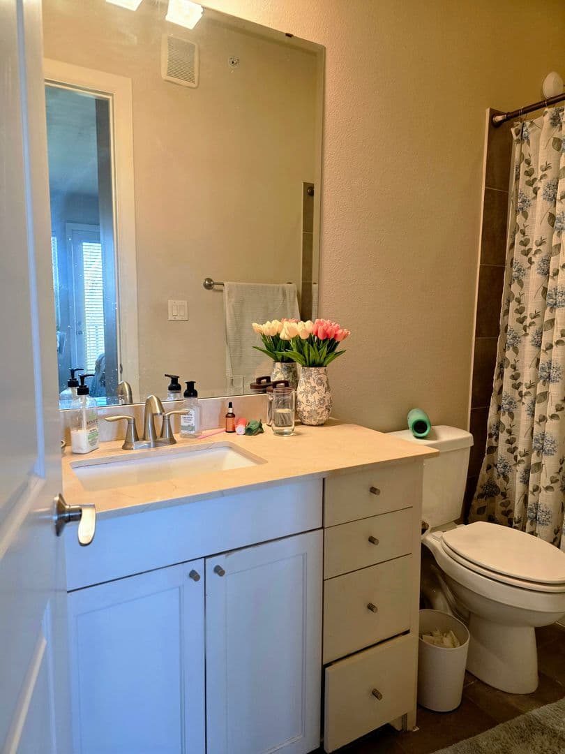 Fort Worth House: 2800 Sandage Ave. #206