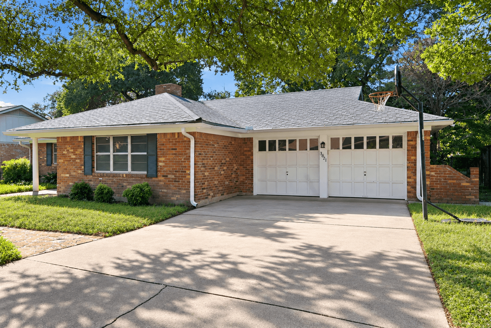 Fort Worth House: 3621 Winifred Dr