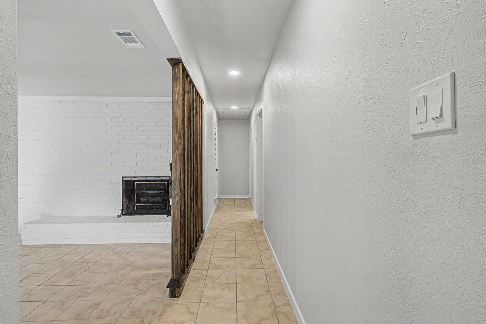 Fort Worth House: 7232 Monterrey Dr