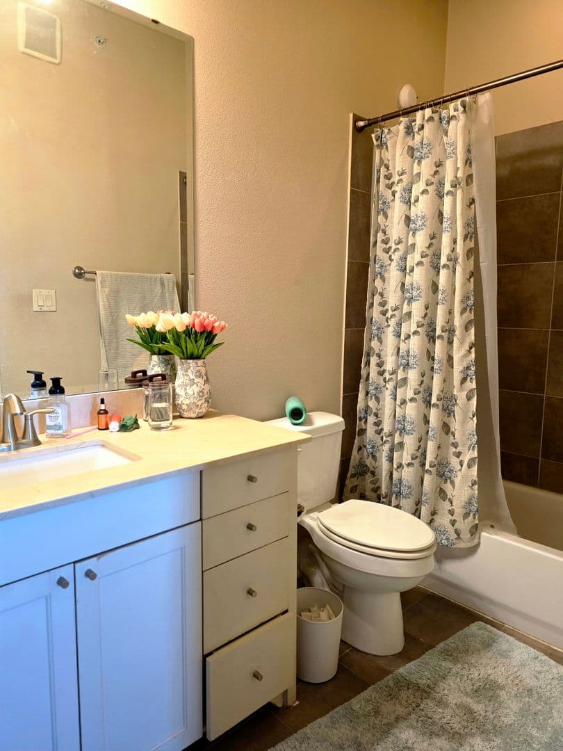 Fort Worth House: 2800 Sandage Ave. #206