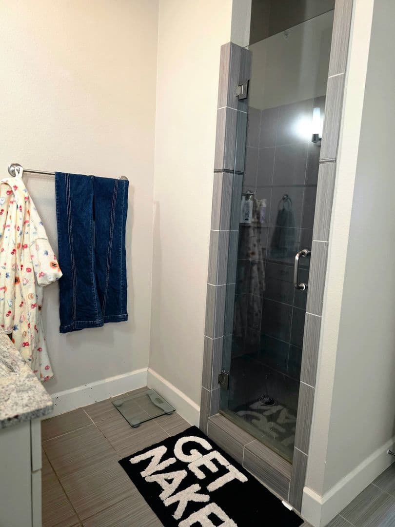 Fort Worth House: 2800 Sandage Ave. #206