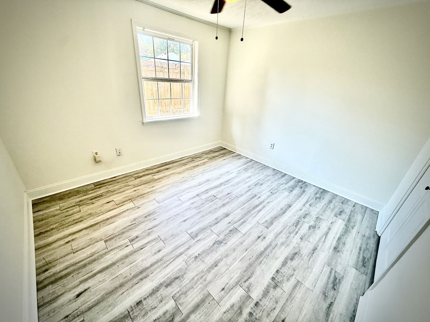 Madison House: 102 Channel Ln