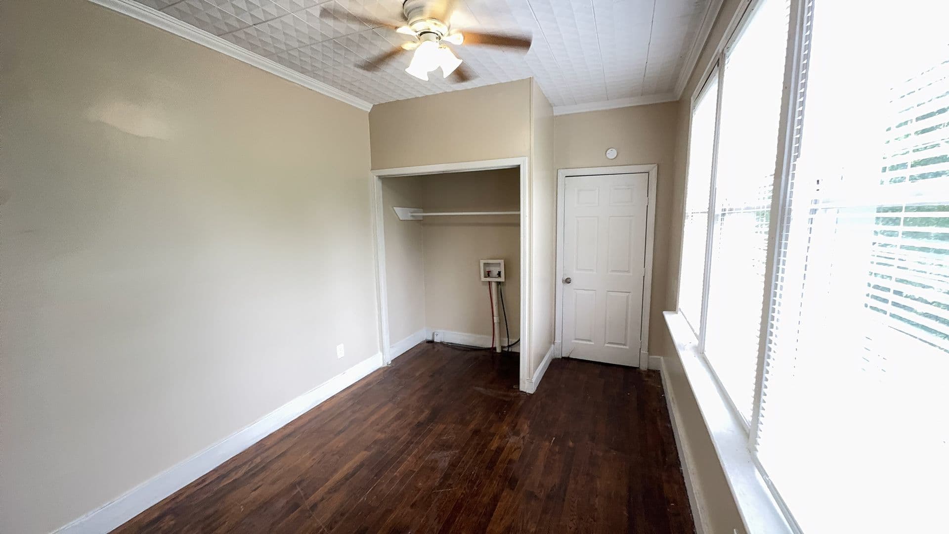 Jackson House: 4052 N State St