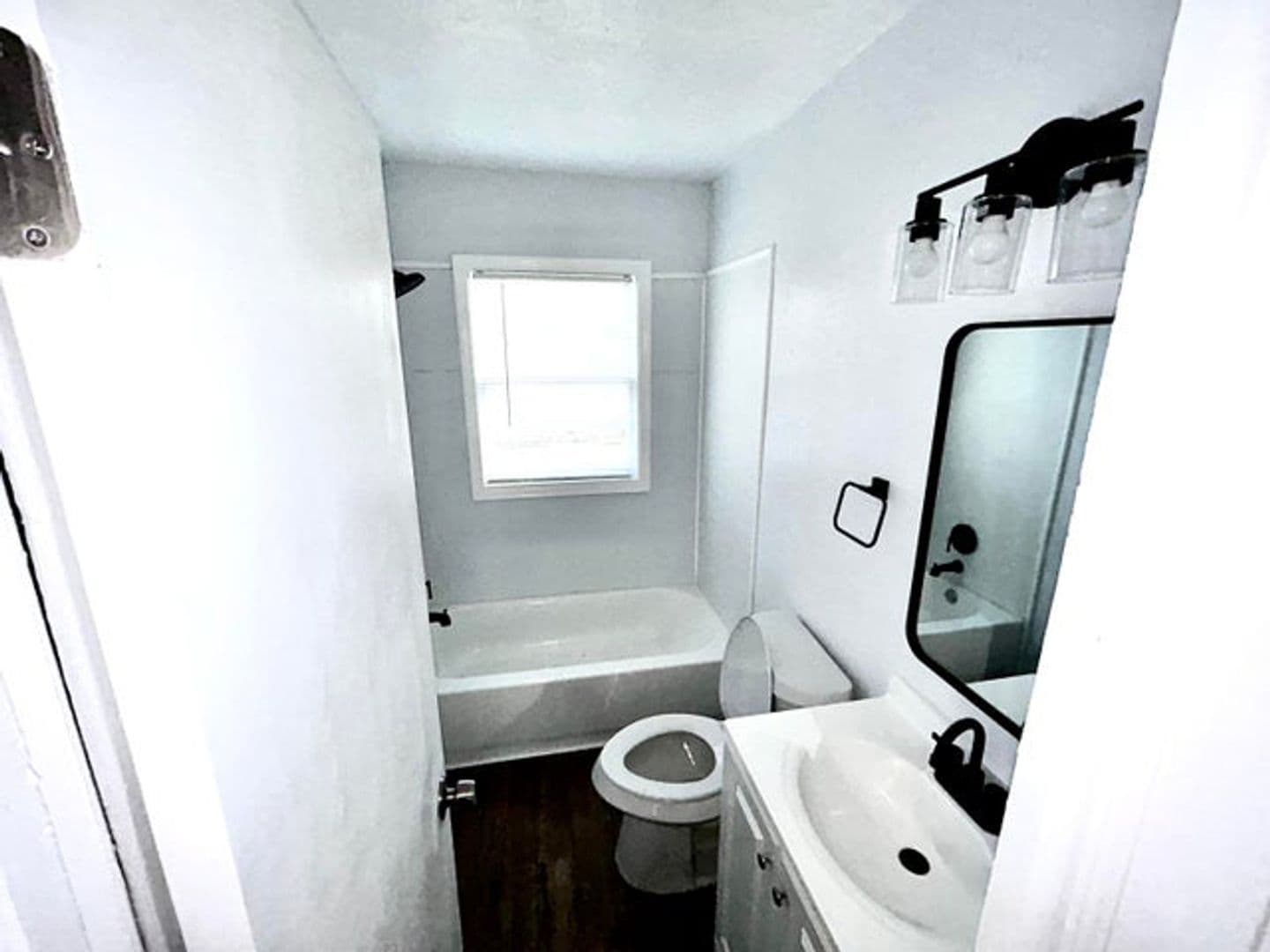 Jackson House: 1058 Combs St