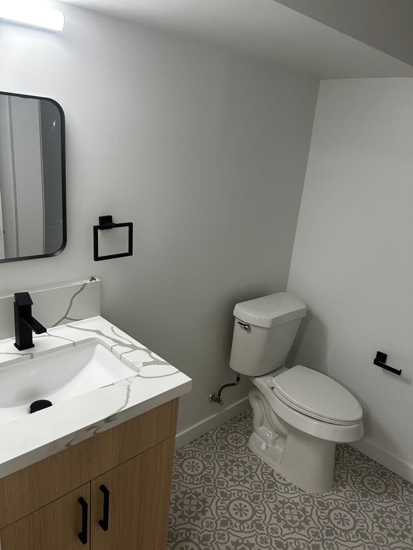 Pasadena Apartment: 435 N. Euclid Ave.