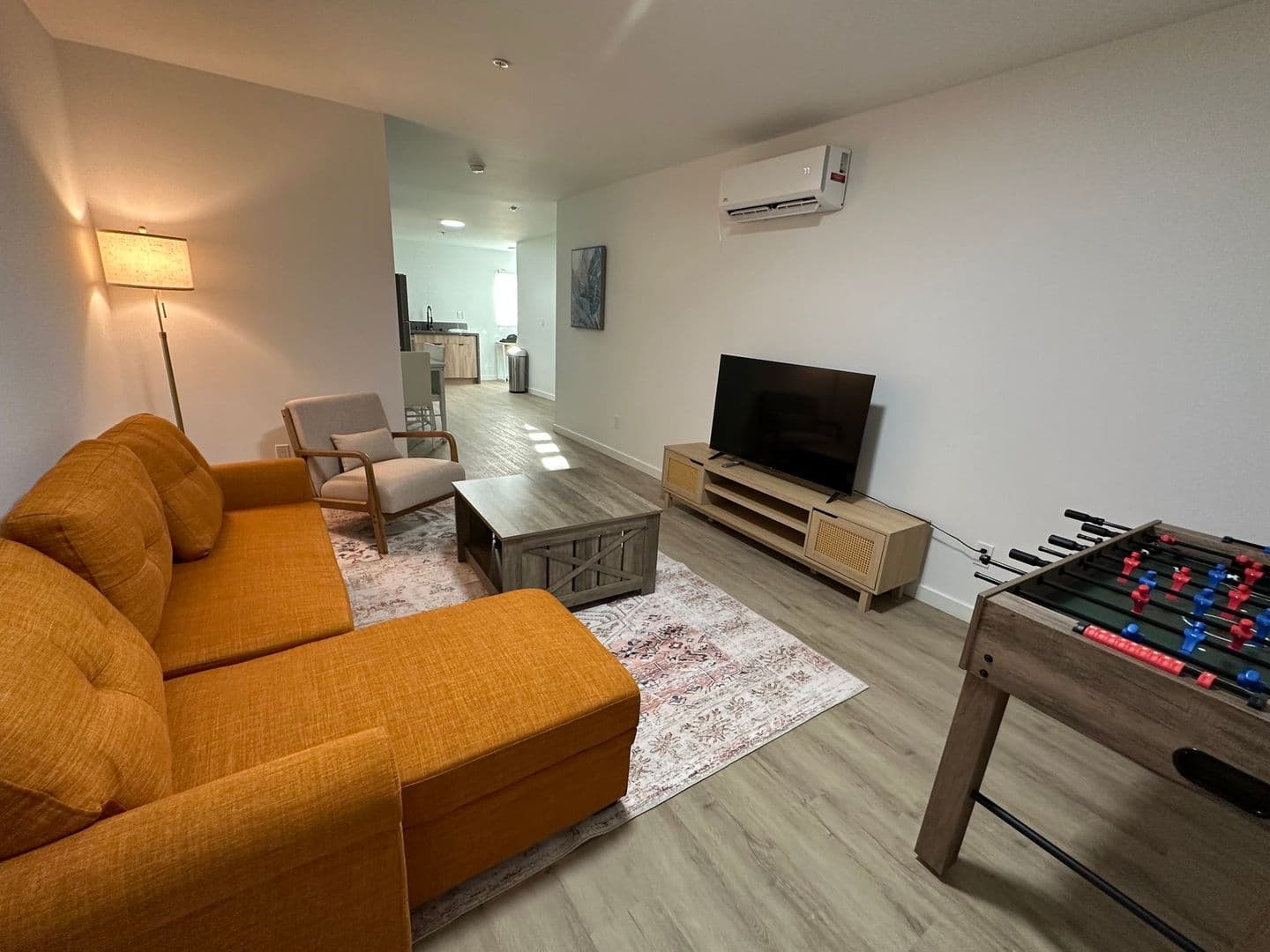 Pasadena Apartment: 1577 N Fair Oaks Avenue