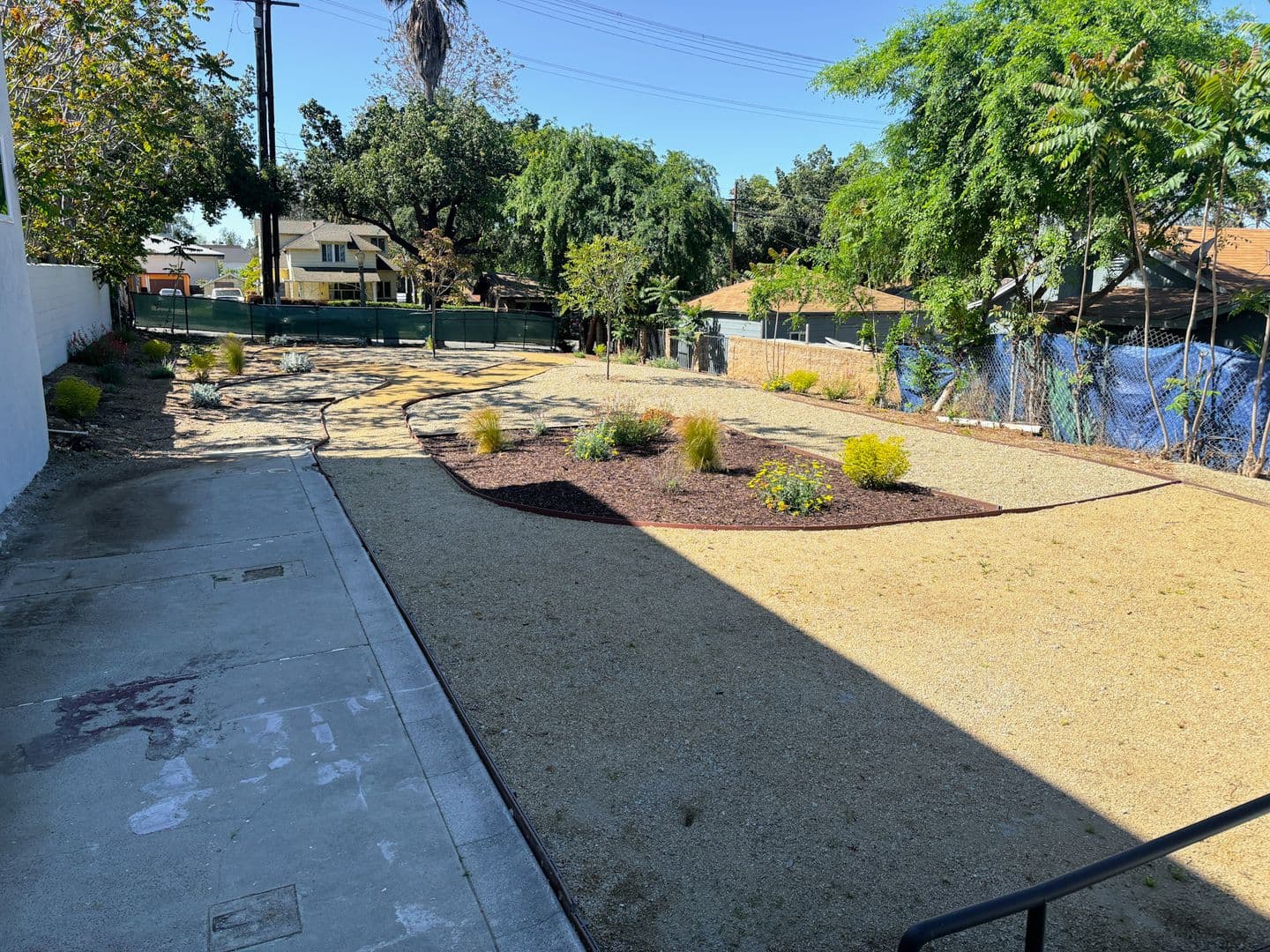 Pasadena Apartment: 1577 N Fair Oaks Avenue