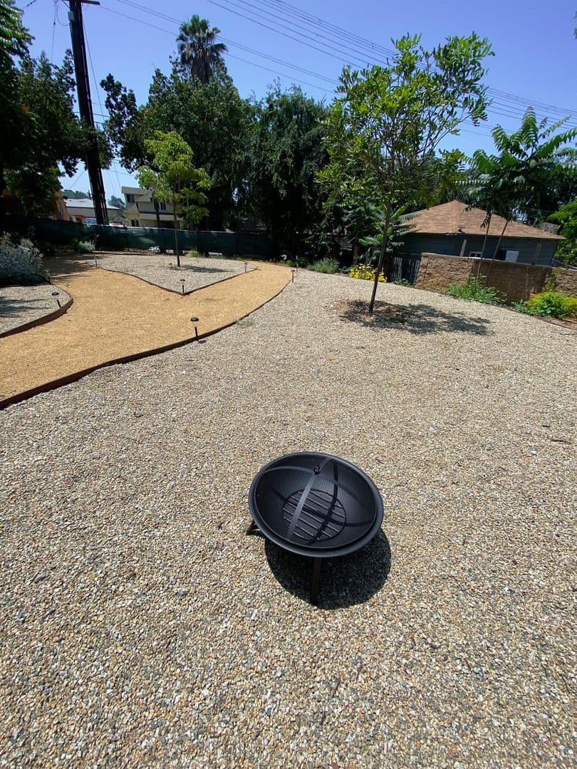 Pasadena Apartment: 1577 N Fair Oaks Avenue