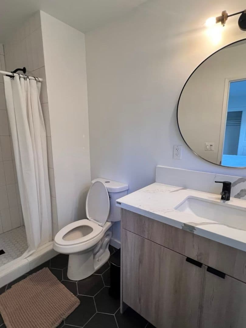 Pasadena Apartment: 435 N. Euclid Ave.