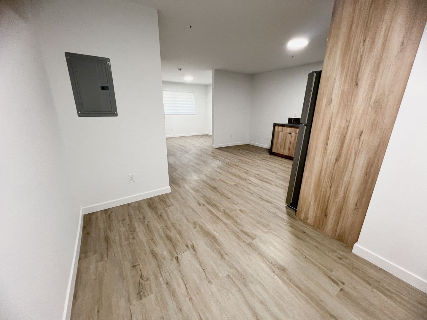 Pasadena Apartment: 1577 N Fair Oaks Avenue