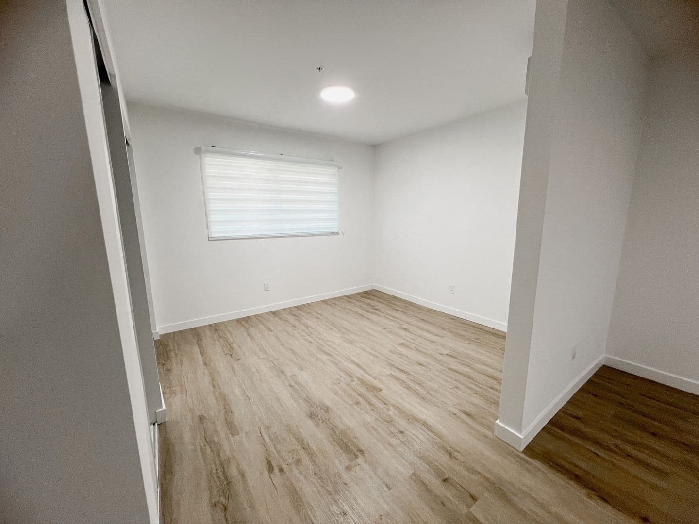 Pasadena Apartment: 1577 N Fair Oaks Avenue