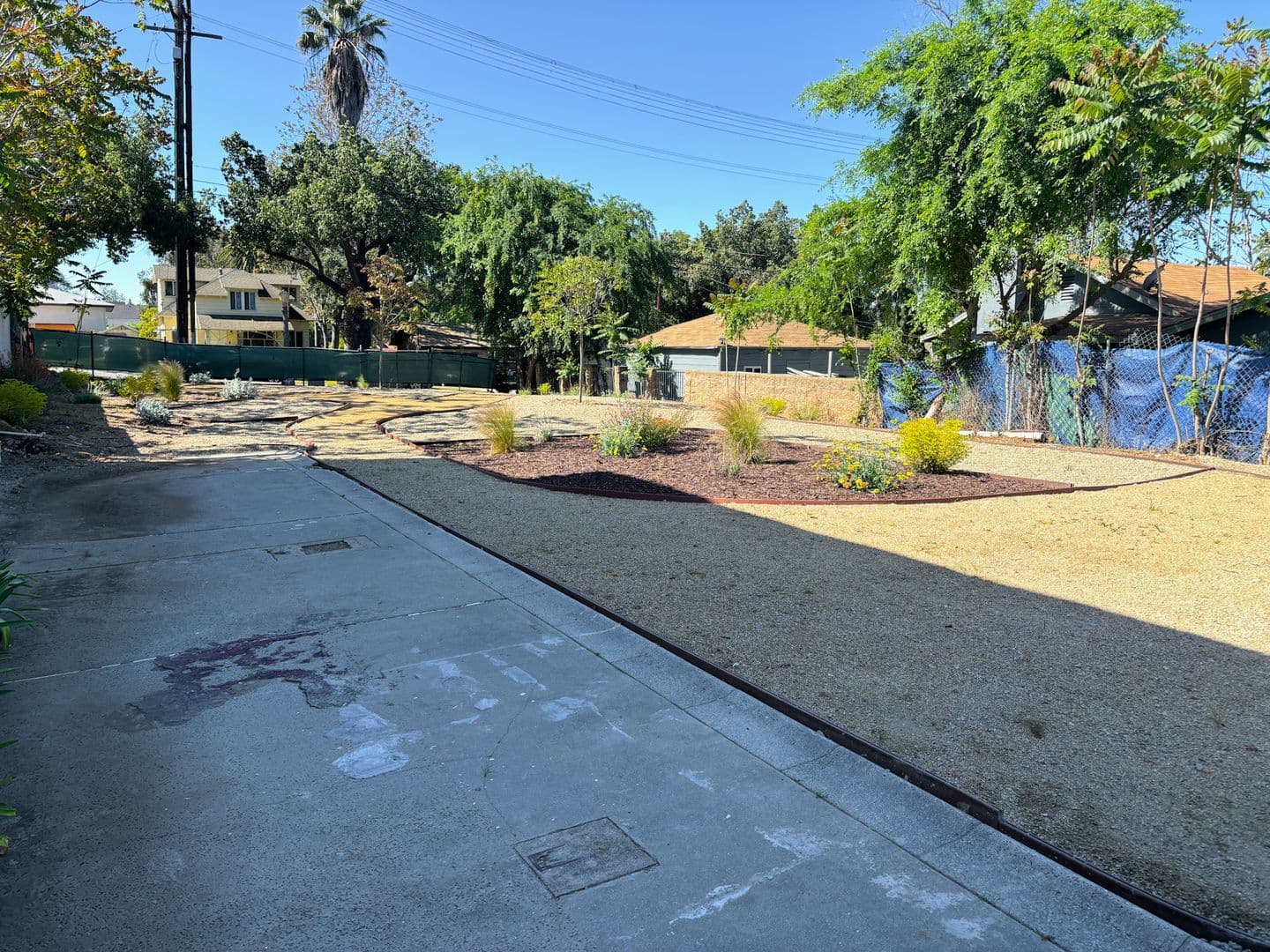 Pasadena Apartment: 1577 N Fair Oaks Avenue