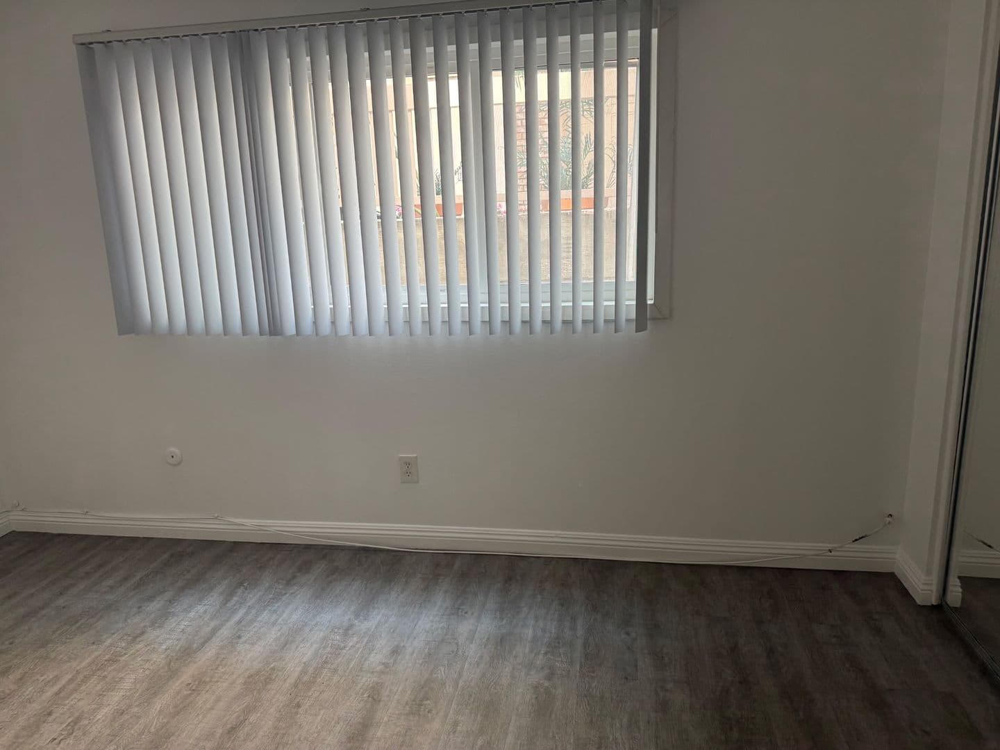 Glendale Apartment: 1134-1138 E. Elk Ave.