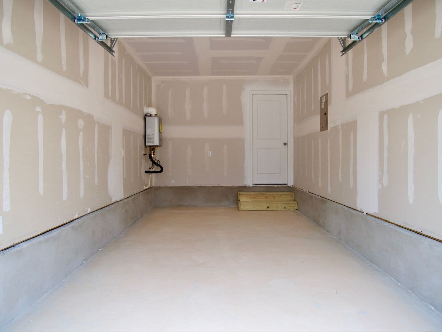 San Antonio House: 7627 Chancery Gate