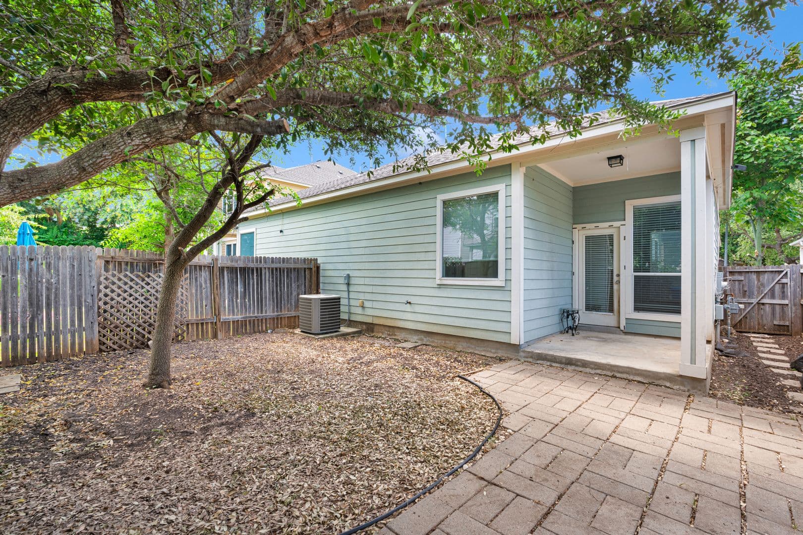 San Antonio House: 6819 Terra Rye