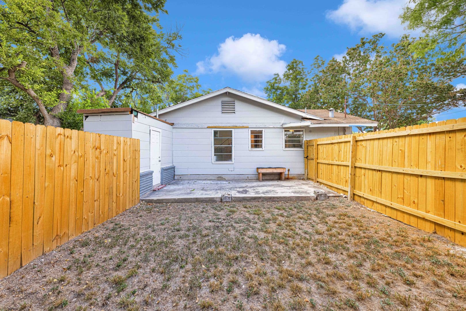 San Antonio House: 519 Venice