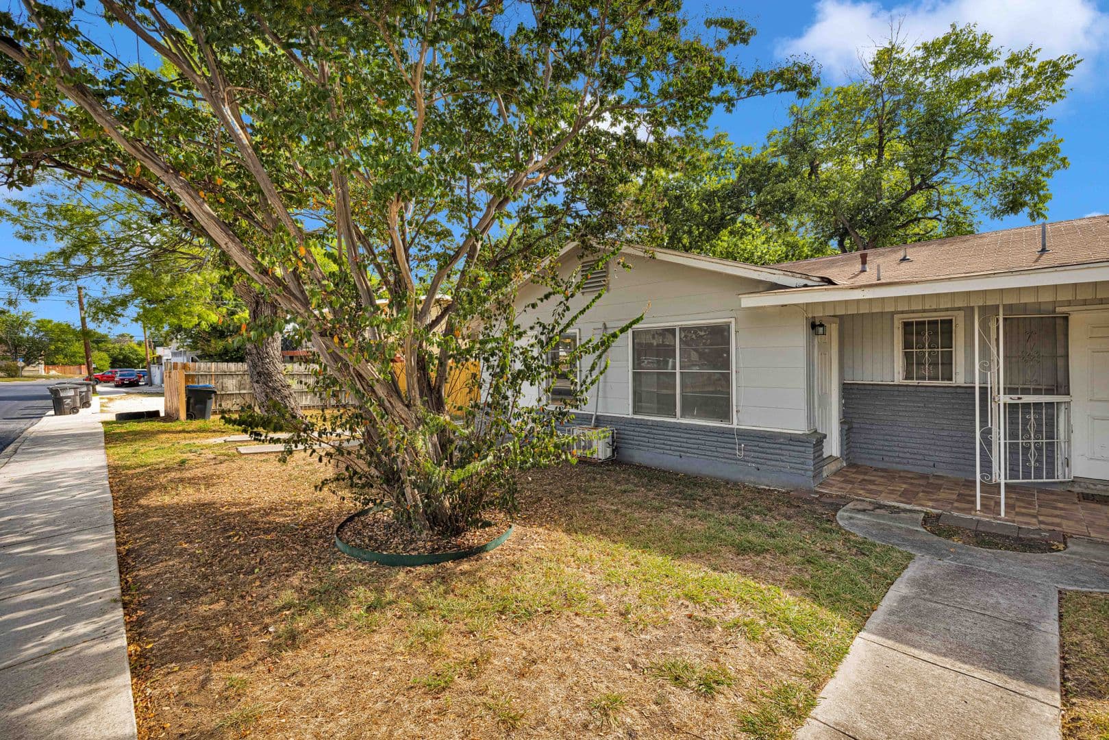 San Antonio House: 519 Venice