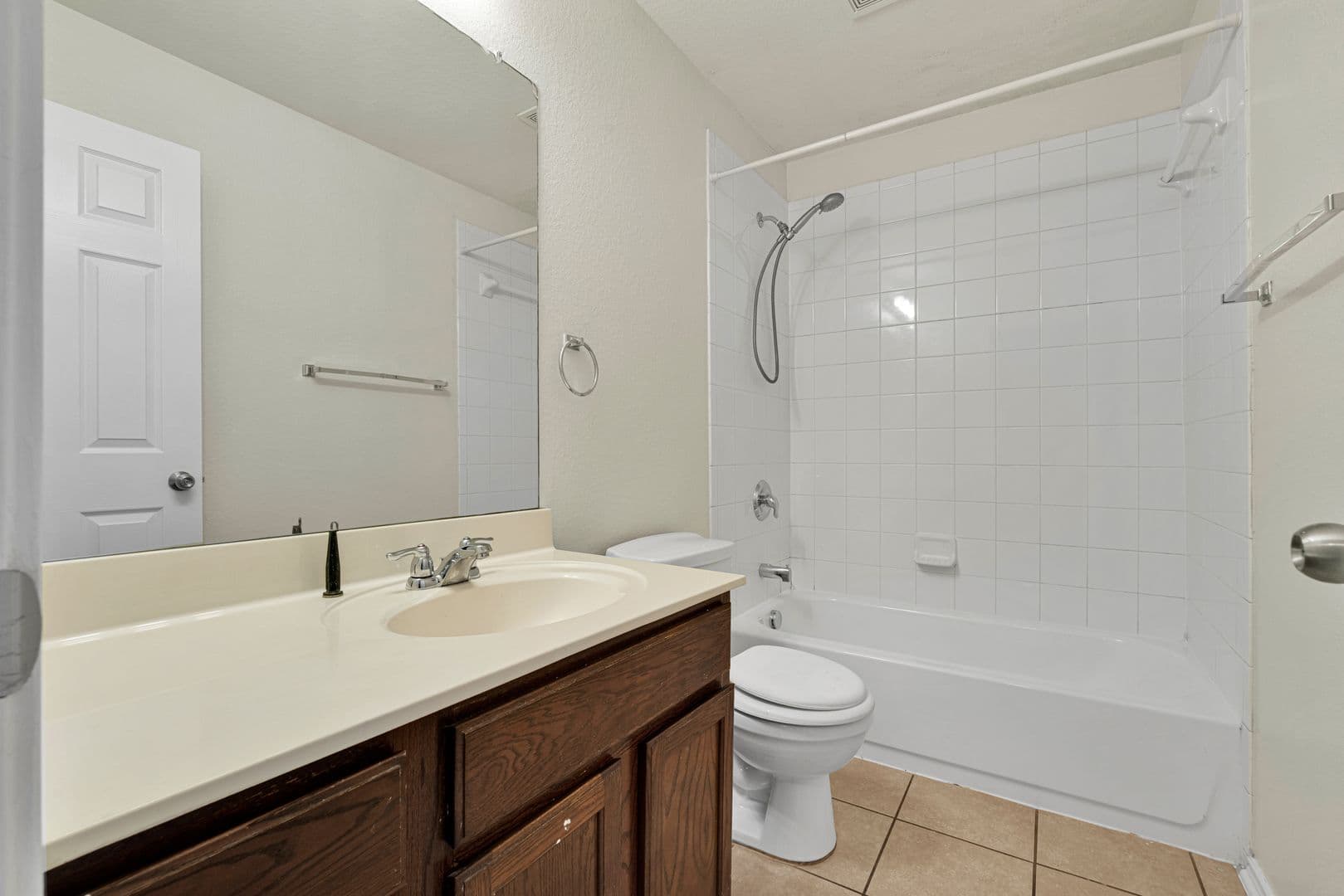 San Antonio House: 11606 Wayward Daisy