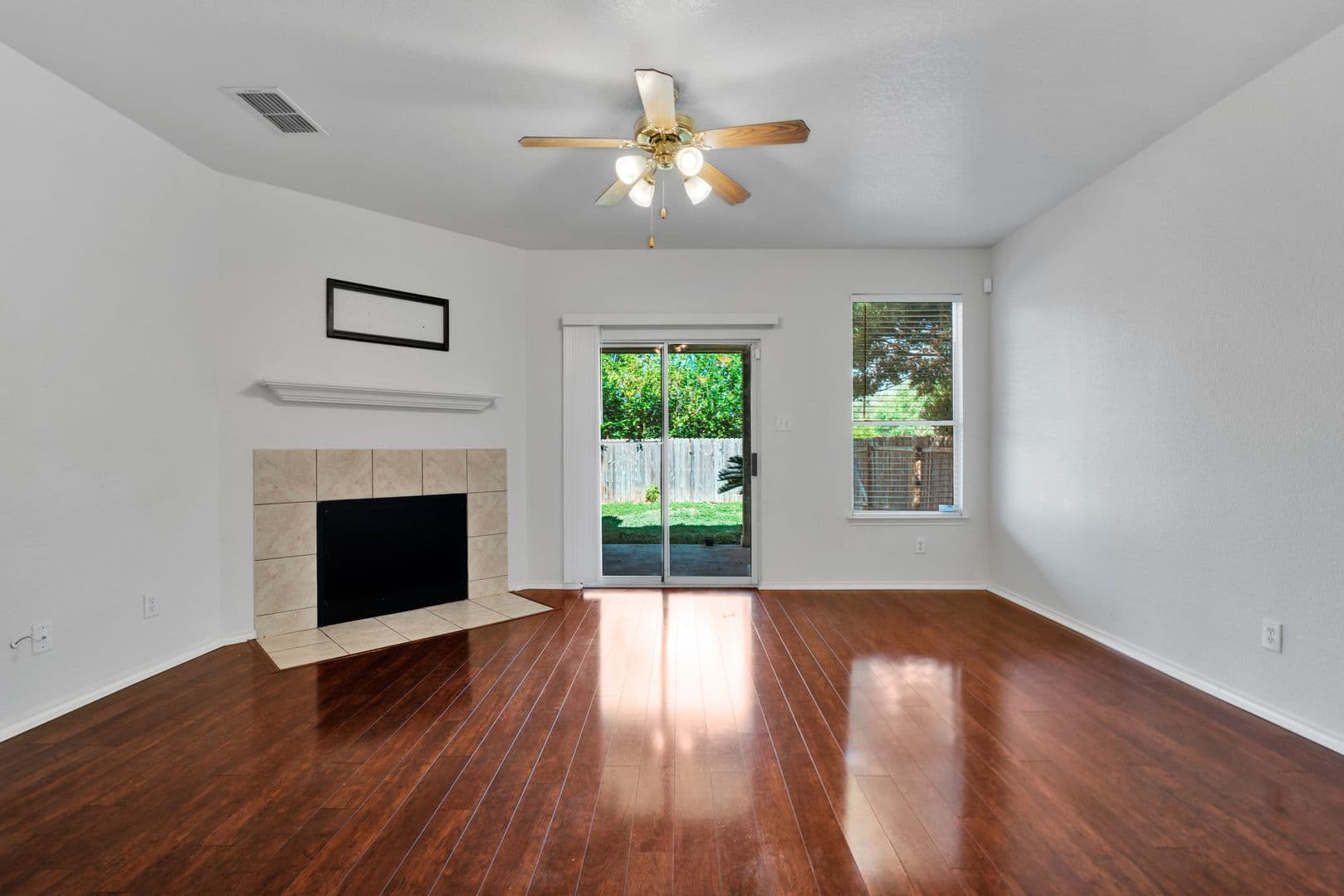 San Antonio House: 26803 Sparrow Ridge