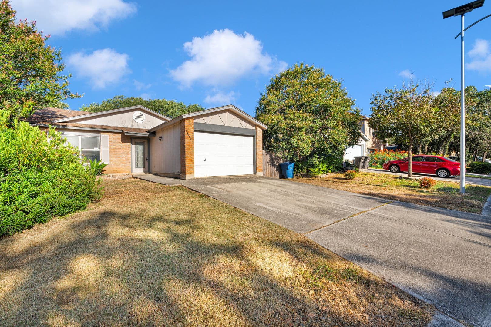 San Antonio House: 13343 Pecan Glade