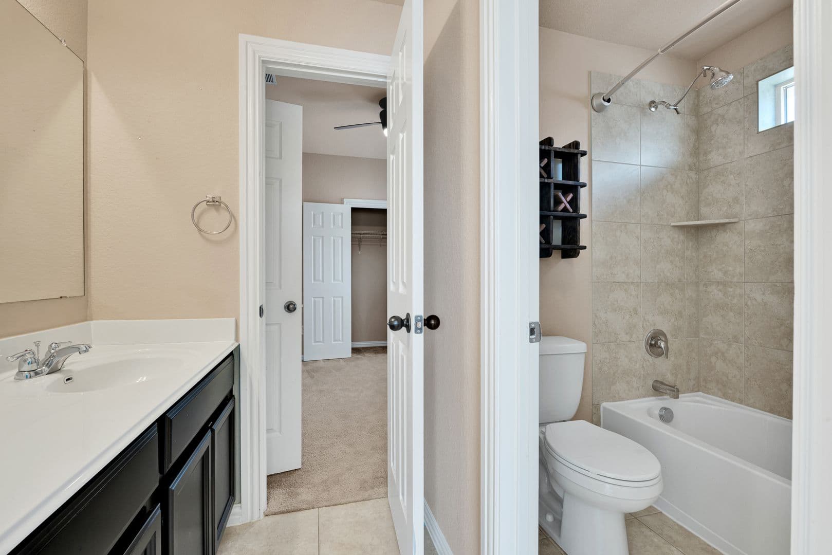 San Antonio House: 3303 Cherokee Cv