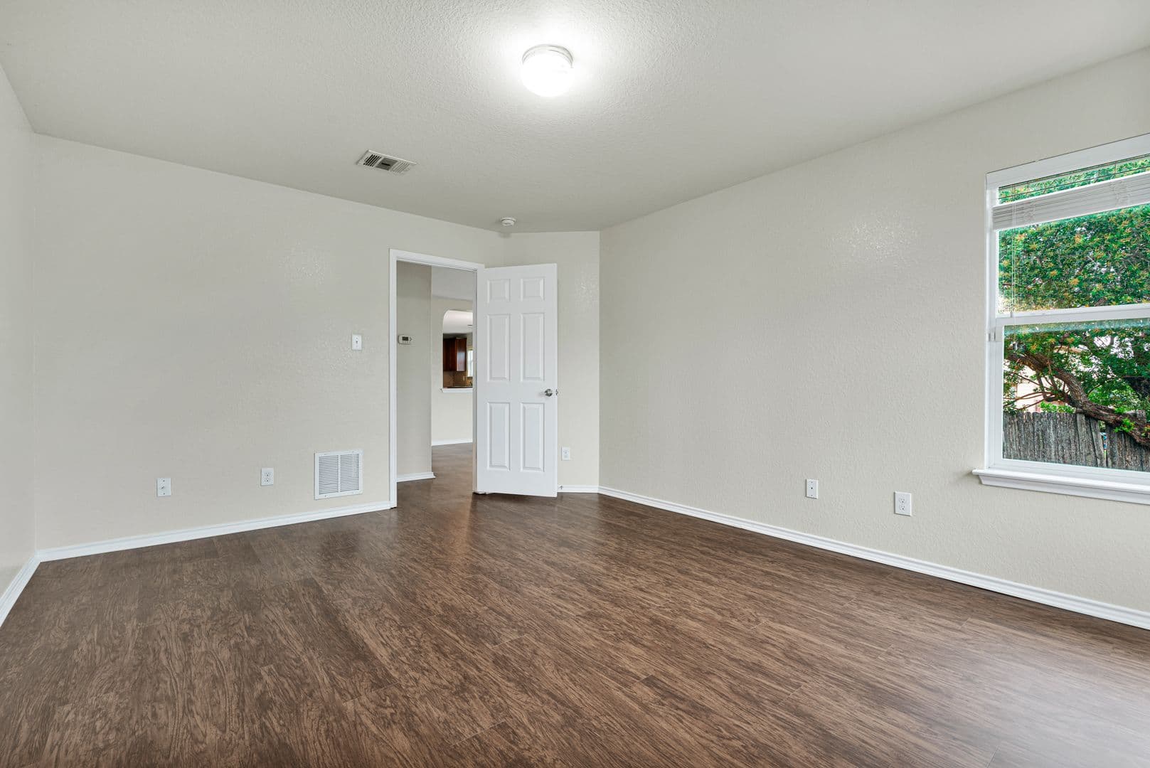 San Antonio House: 11606 Wayward Daisy