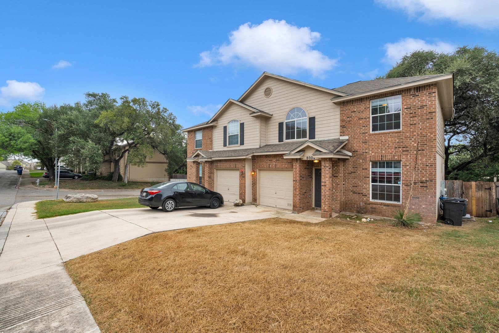 San Antonio House: 8004 Santa Catalina