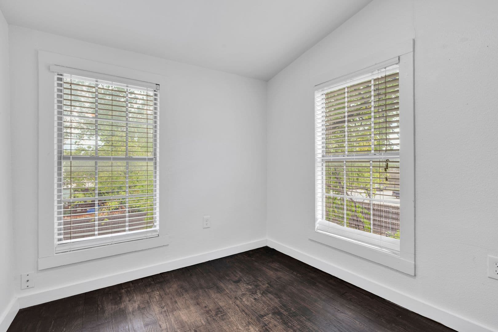 San Antonio Apartment: 618 Atlanta St